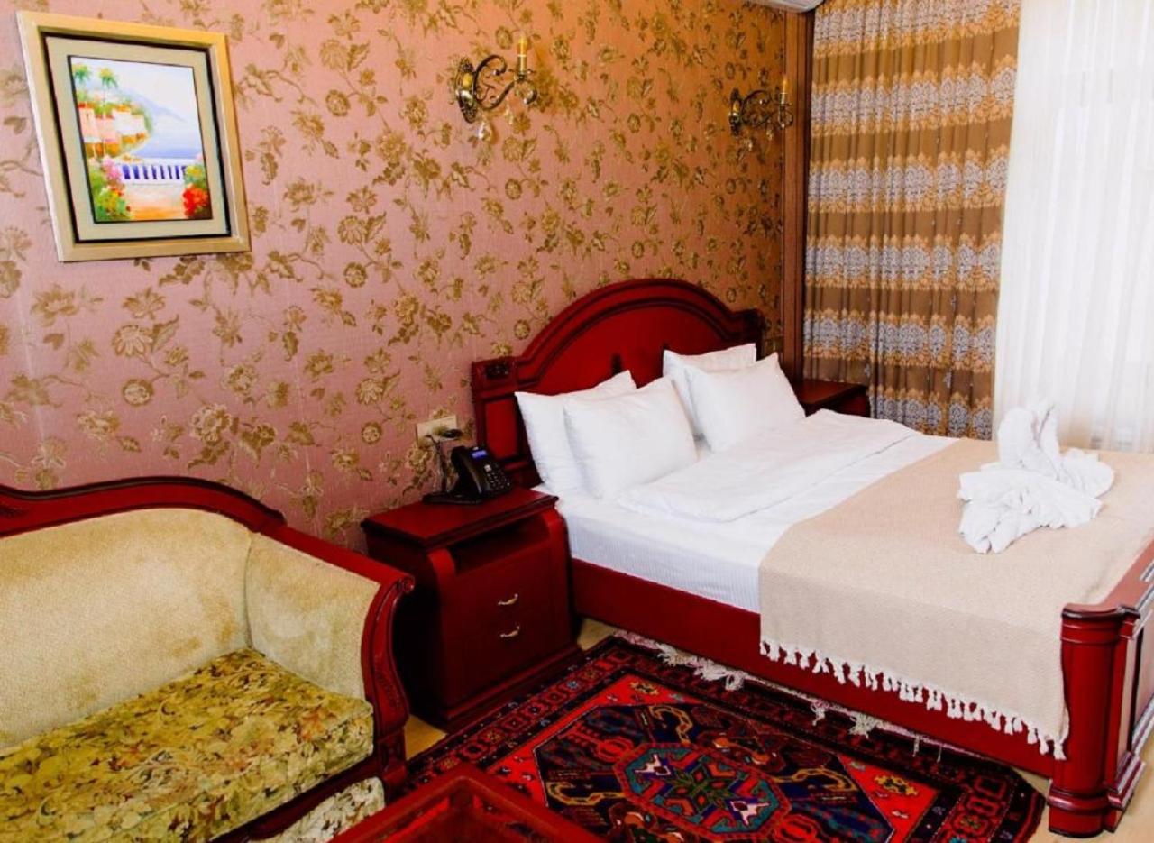 Royal Antique Boutique Hotel Baku Eksteriør billede