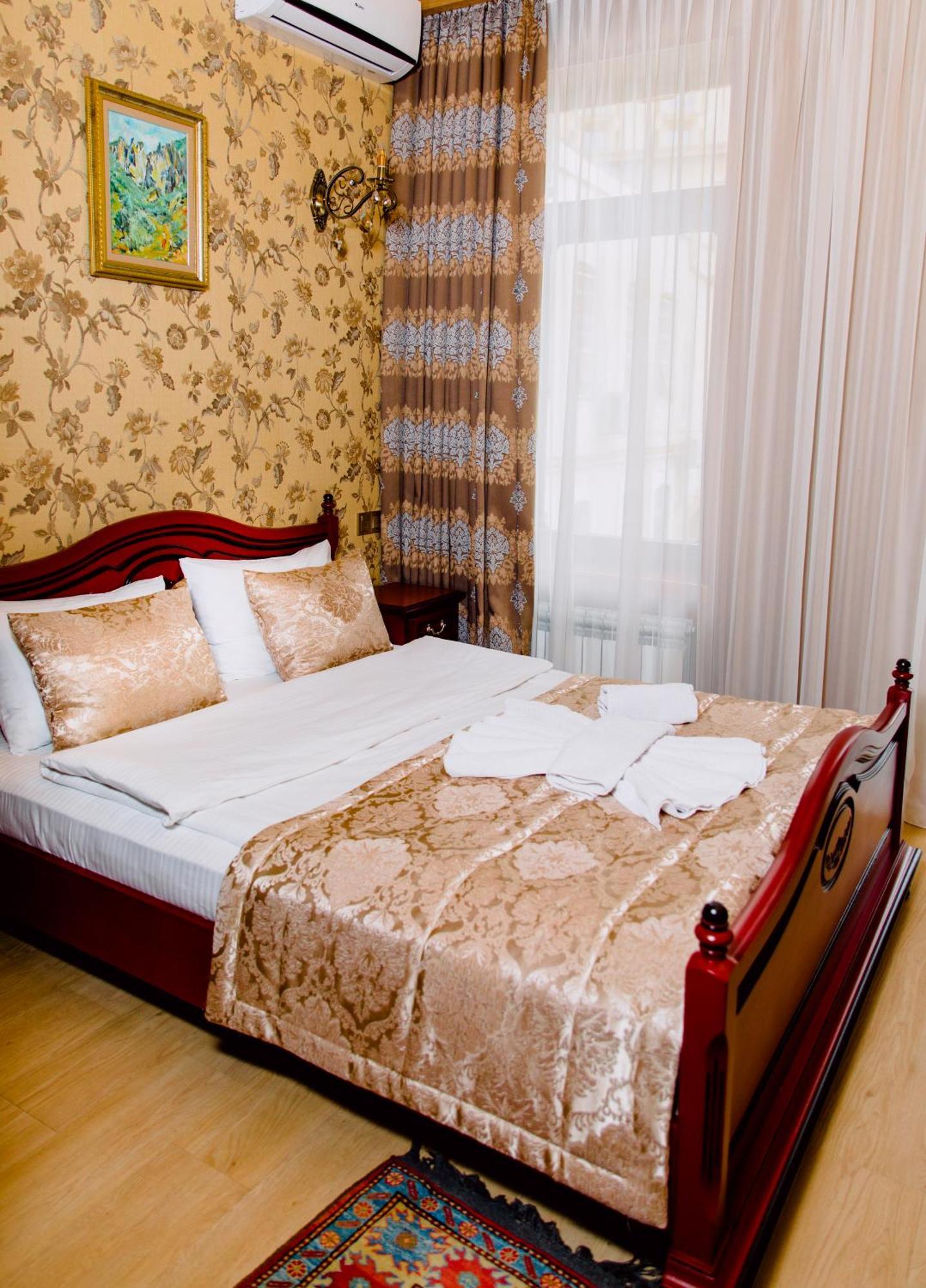 Royal Antique Boutique Hotel Baku Eksteriør billede