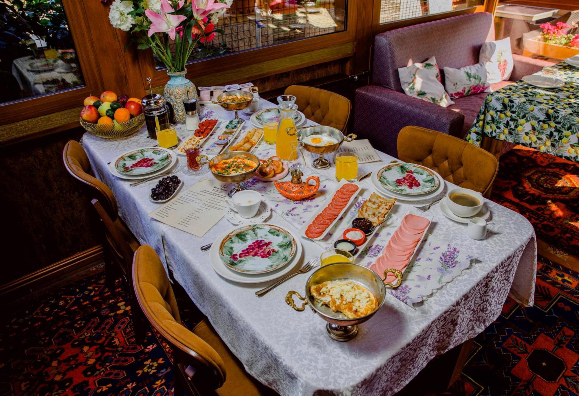 Royal Antique Boutique Hotel Baku Eksteriør billede